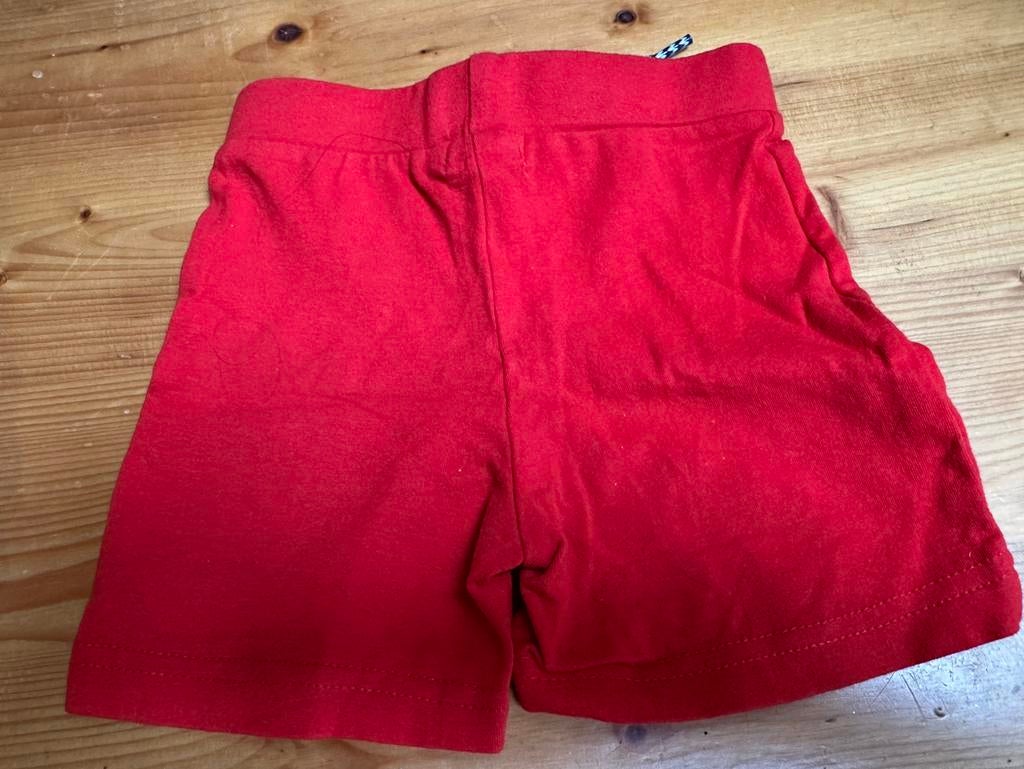 Korte broek van merk dirkje maat 74, Kinderen en Baby's, Babykleding | Maat 74, Ophalen of Verzenden, Zo goed als nieuw, Jongetje