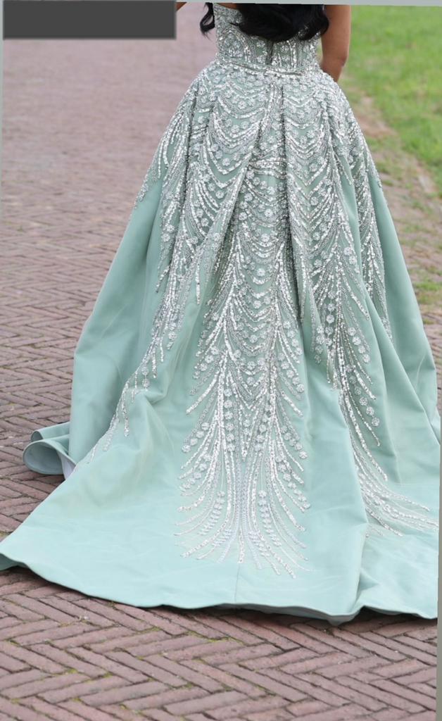 Gala jurk, Kleding | Dames, Trouwkleding en Trouwaccessoires, Ophalen of Verzenden, Zo goed als nieuw, Zwart, Trouwjurk