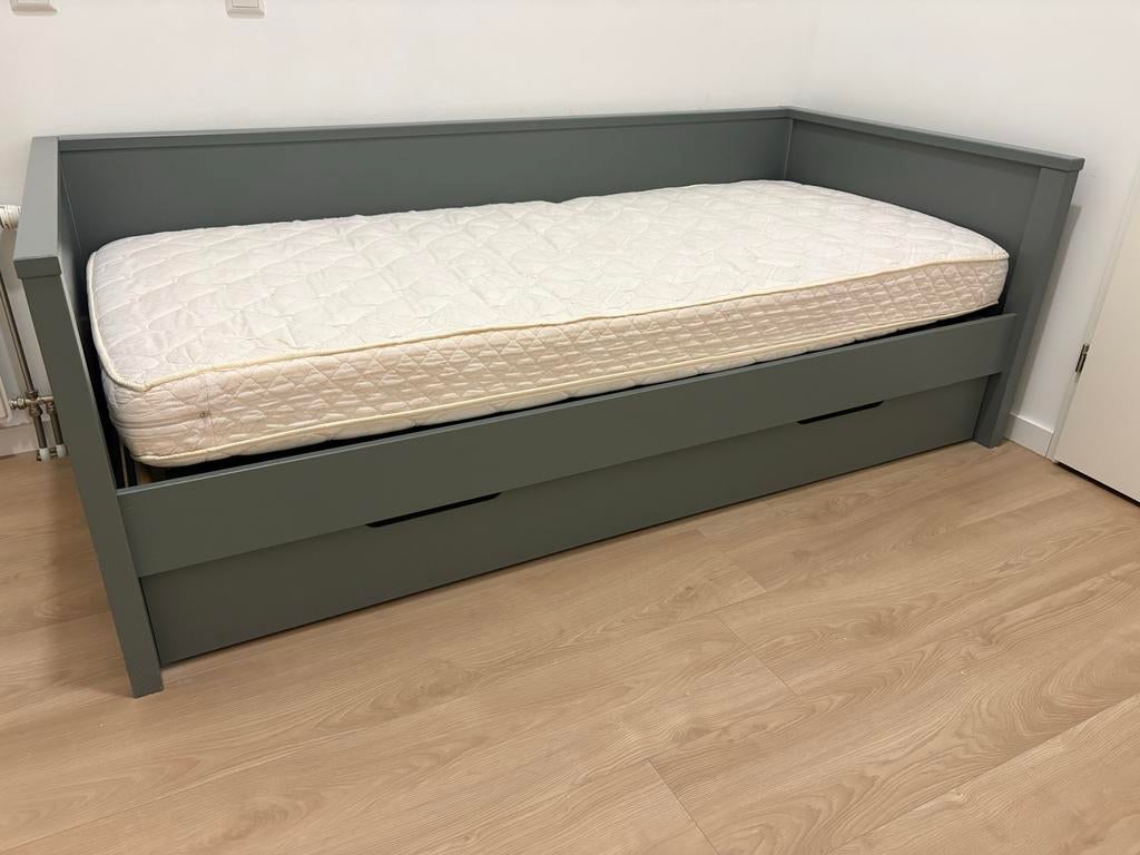 Woood Nikki eenpersoonsbed met lade, matras en lattenbodem, Huis en Inrichting, Slaapkamer | Bedden, Ophalen, Gebruikt, 90 cm