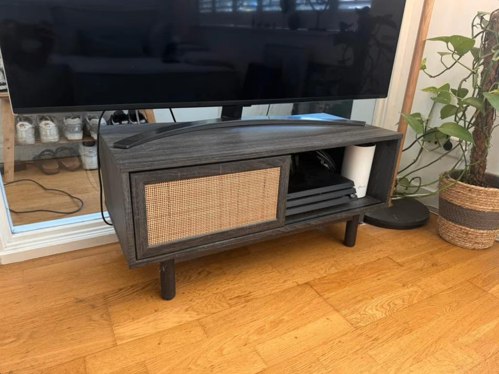 MADE TV meubel grijs met rotan, Ophalen, 50 tot 100 cm, Zo goed als nieuw, Minder dan 100 cm