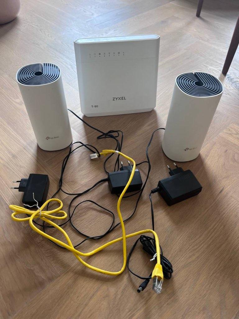 Zyxel T-50 Router + 2 TP-Link Deco Mesh WiFi – complete set, Ophalen, Gebruikt, Router, TP-Link