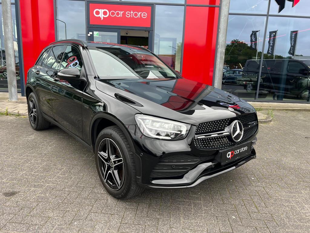 Mercedes-Benz GLC-klasse 300e 4MATIC AMG Pakket, Automaat, Gebruikt, 2000 kg, Leder en Stof
