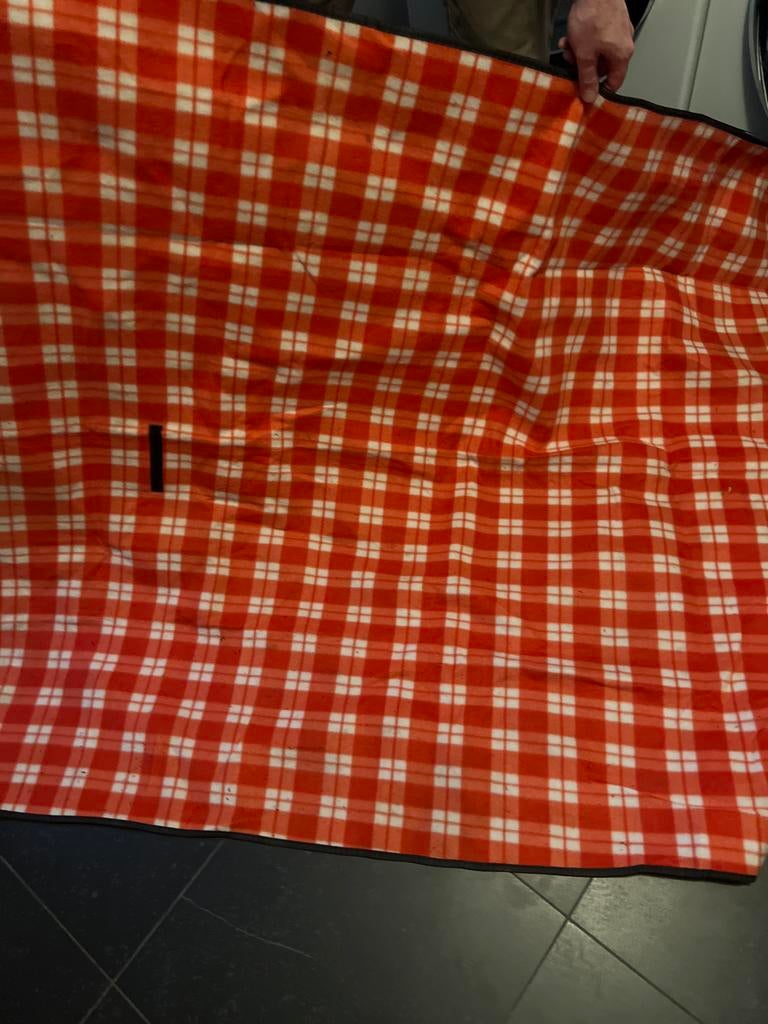 Picknick kleed rood-wit geblokt, Ophalen of Verzenden, Gebruikt