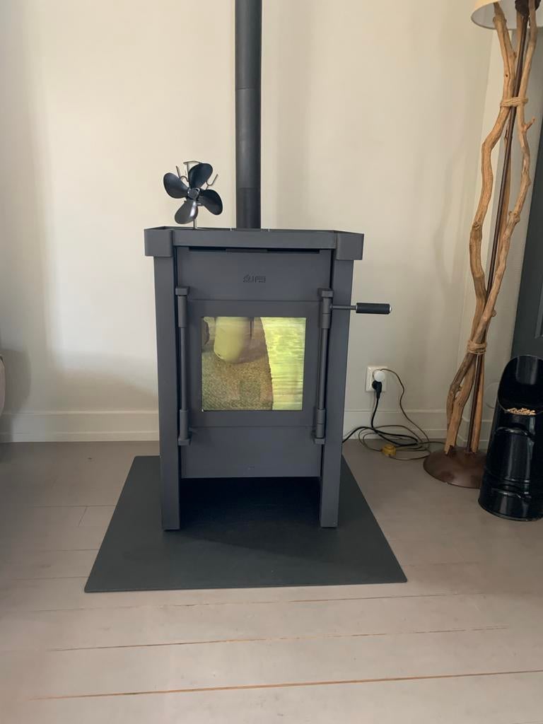 Jacobus pelletkachel - 3 jaar oud, Ophalen, Gebruikt, Overige brandstoffen, Pelletkachel