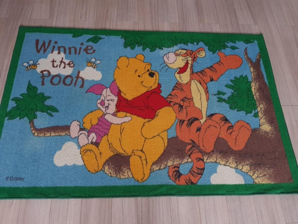 Orginele Winnie the Pooh tapijt, Ophalen of Verzenden, Zo goed als nieuw, Kleed of Kussen
