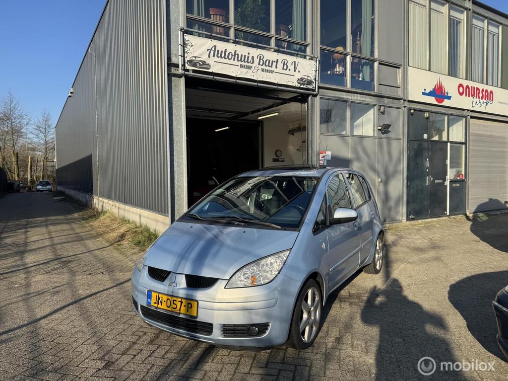 Mitsubishi Colt 1.3 Incharge Airco! Nieuwe APK! NAP Rapport!, Stof, Gebruikt, 31 €/maand, Blauw