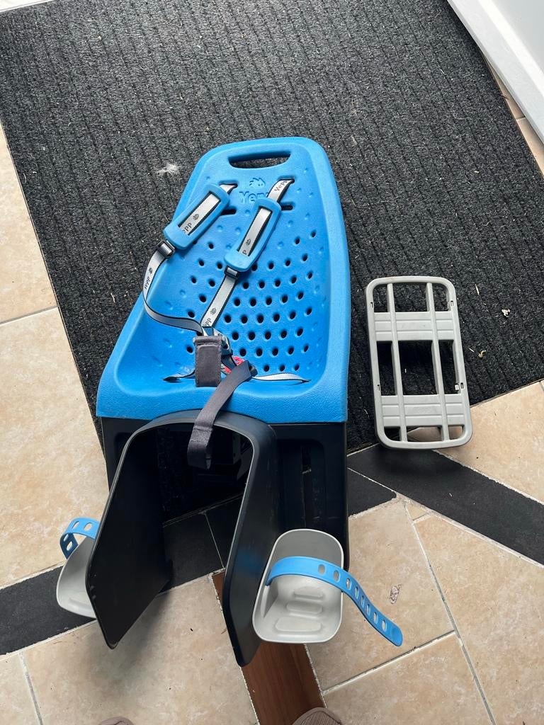Yepp fietsstoel voor achterop, Fietsen en Brommers, Ophalen of Verzenden, Gebruikt, Achterzitje, Voetsteuntjes