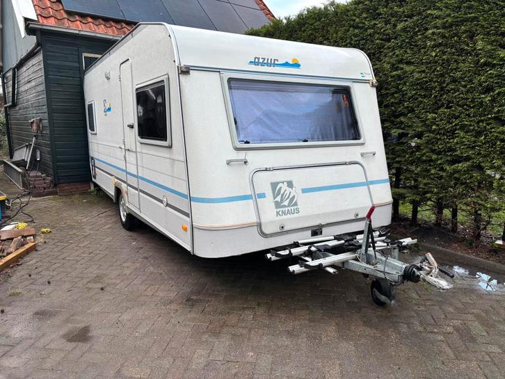 Complete caravan met voortent, luifel, airco en 4 slaapplekk, Caravans en Kamperen, Caravans, Particulier, tot en met 4, 1250 - 1500 kg