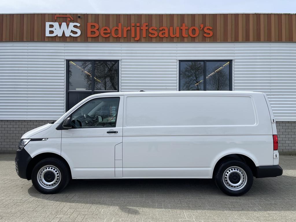 Volkswagen Transporter T6.1 / 2.0 TDI 110pk L2H1 28 Comfortl, Auto's, Voorwielaandrijving, Gebruikt, 4 cilinders, Met garantie (alle)