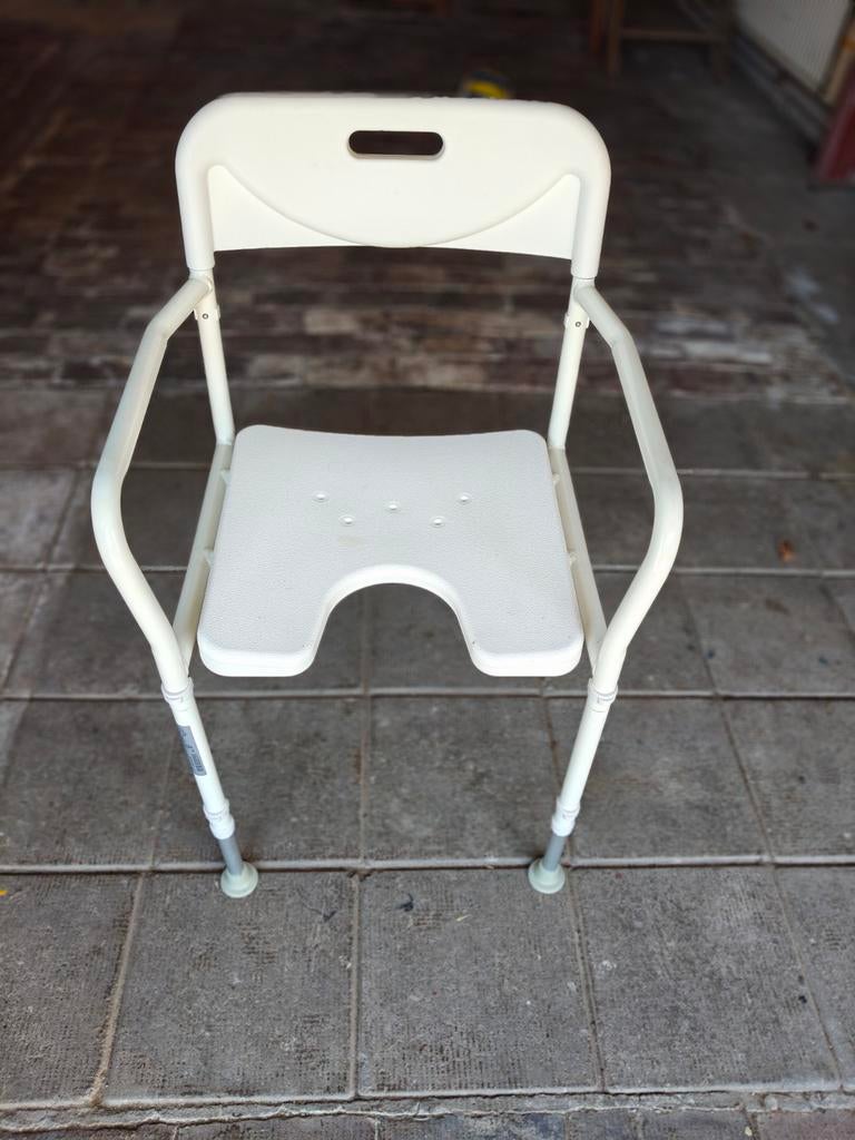 Douchestoel, Ophalen