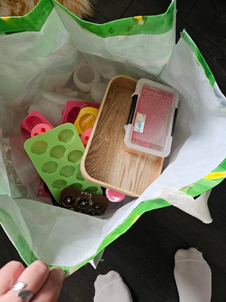 Grote set mallen voor kaarsen en waxmelts, Ophalen, Gebruikt