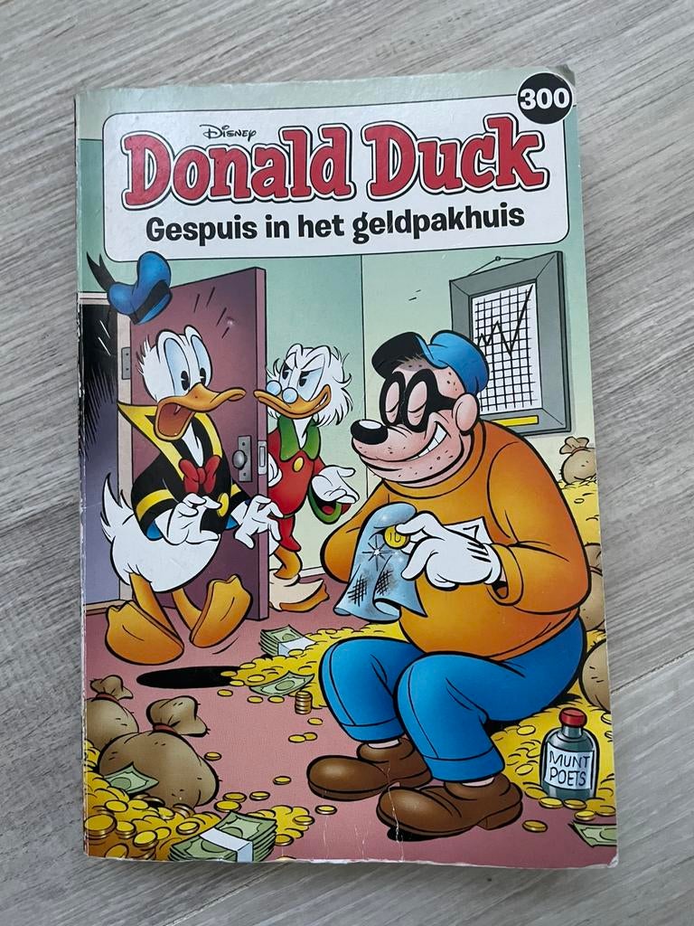 Donald duck gespuis in het geldpakhuis, Boeken, Eén stripboek, Ophalen of Verzenden, Zo goed als nieuw