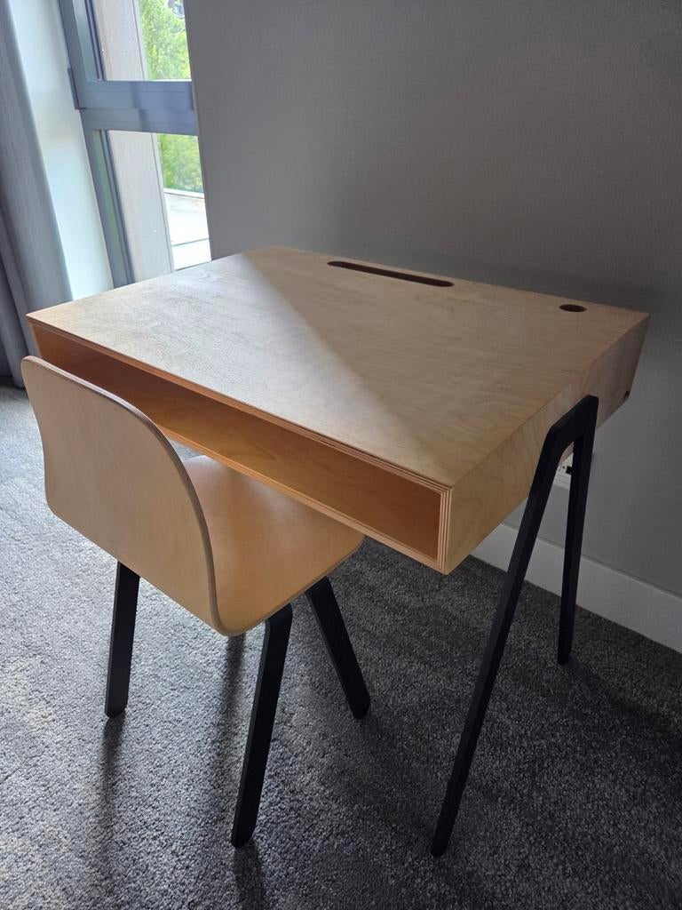 Kinderbureau met stoel zwart, merk In2Wood, Ophalen, Zo goed als nieuw, Tafel(s) en Stoel(en)