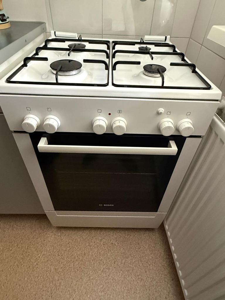 Bosch gasfornuis met oven, Ophalen, Gebruikt, 4 kookzones, Gas