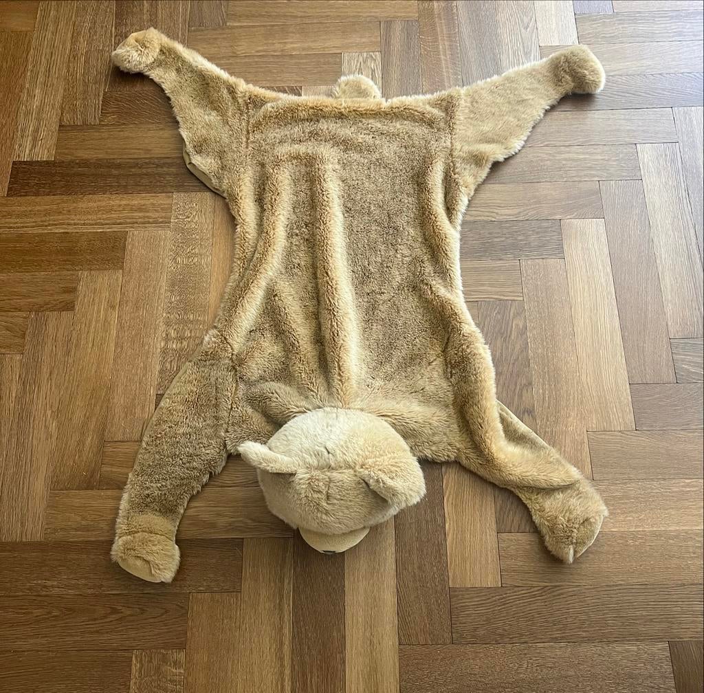Geweldig knuffelvloerkleed beer (ong 1 m. lang en breed), Beer, Ophalen of Verzenden, Zo goed als nieuw, Bruin