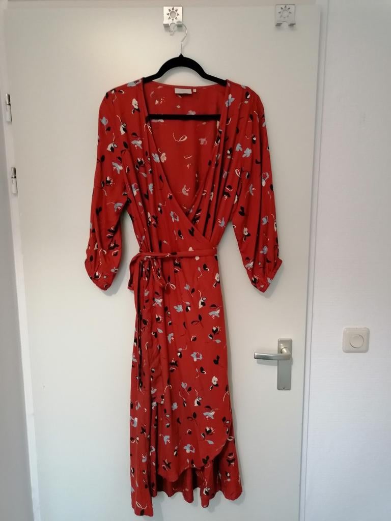 * Kaffe wikkeljurk maat 42 - prachtige bloemenprint, Kleding | Dames, Jurken, Bruin, Kaffe, Maat 42/44 (L), Ophalen of Verzenden