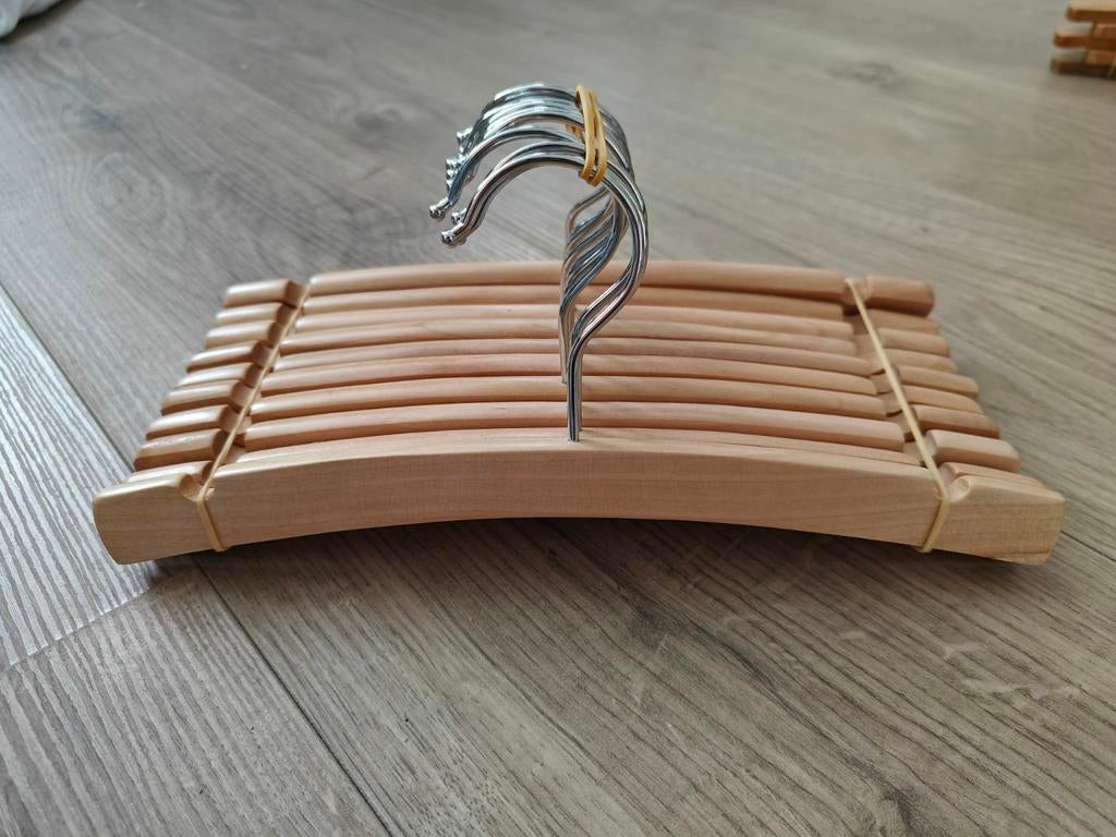 10 kledinghangers baby/kind, Kinderen en Baby's, Kinderkamer | Inrichting en Decoratie, Ophalen of Verzenden, Zo goed als nieuw