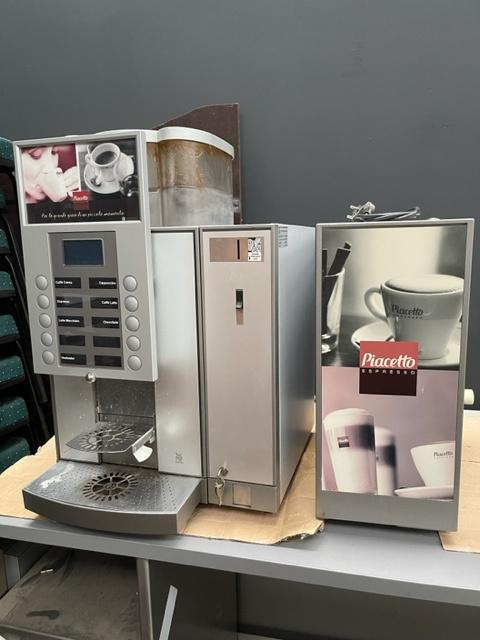 Piacetto koffiemachine met muntinworp, Ophalen, Gebruikt, 10 kopjes of meer, Koffiemachine
