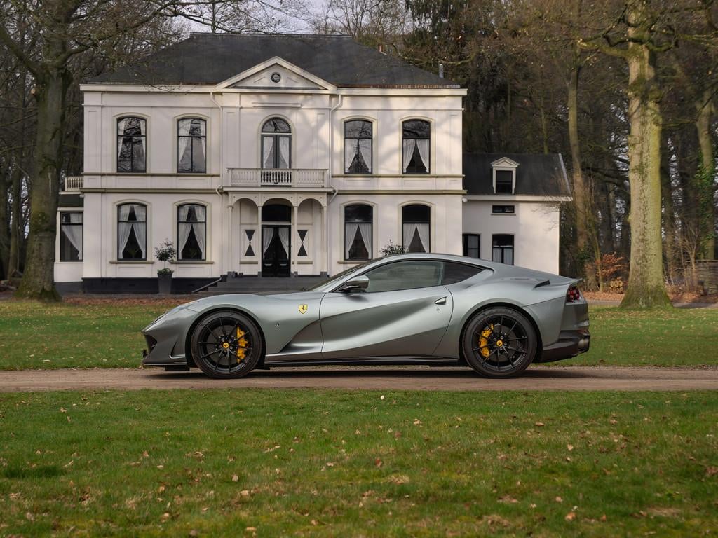 Ferrari 812 Superfast | Full carbon spec | Lift | Pass. disp, Auto's, Automaat, Gebruikt, 12 cilinders, Elektrische stoelverstelling