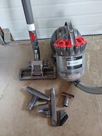 Dyson  stofzuiger  voor onderdelen, Ophalen, Niet werkend, 1200 tot 1600 watt, Stofzuiger