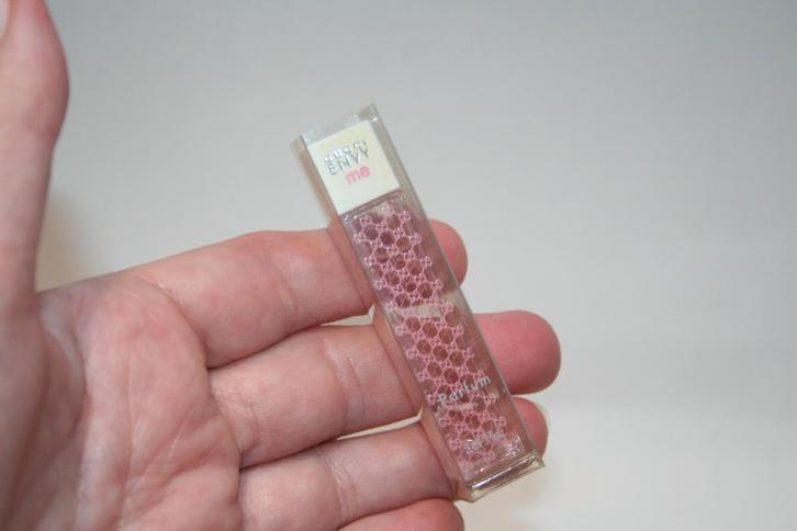 Parfum Mini Gucci Envy Me  EdT 3ml nieuw & OVP, Verzamelen, Parfumverzamelingen, Nieuw, Miniatuur, Gevuld, Verzenden