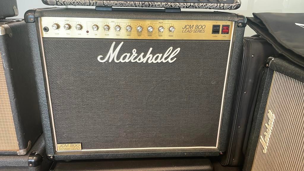 Marshall JCM800 (4212, 2x12 inch) 50 watt mastervolume MINT!, Muziek en Instrumenten, Versterkers | Bas en Gitaar, Ophalen, Gebruikt
