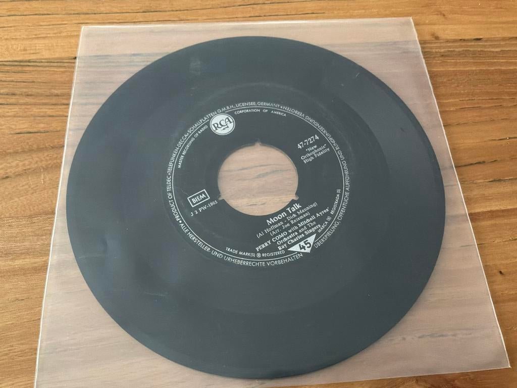 Perry Como - Moon Talk / Beats There A Heart So True, Gebruikt, 7 inch, Single, Ophalen of Verzenden