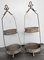 2 LEUKE OUDE BROCANTE ETAGÈRES, Ophalen of Verzenden, Gebruikt