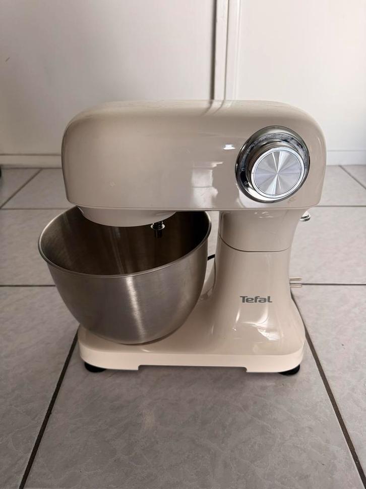 Beige Tefal keukenmachine, Witgoed en Apparatuur, Keukenmixers, Zo goed als nieuw, 4 liter of meer, 3 snelheden of meer, Ophalen of Verzenden
