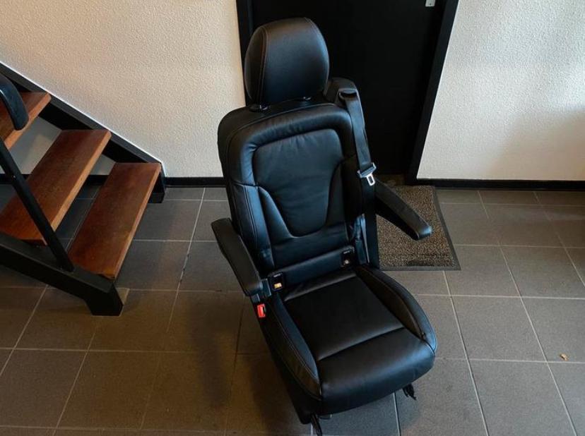 Mercedes V-klasse stoel, Auto-onderdelen, Interieur en Bekleding, Ophalen, Gebruikt, Mercedes-Benz