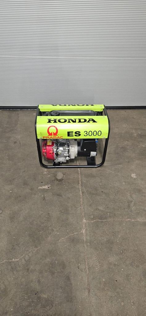Honda pramac es3000 aggregaat, Ophalen, Zo goed als nieuw, Minder dan 5 kVA, Benzine