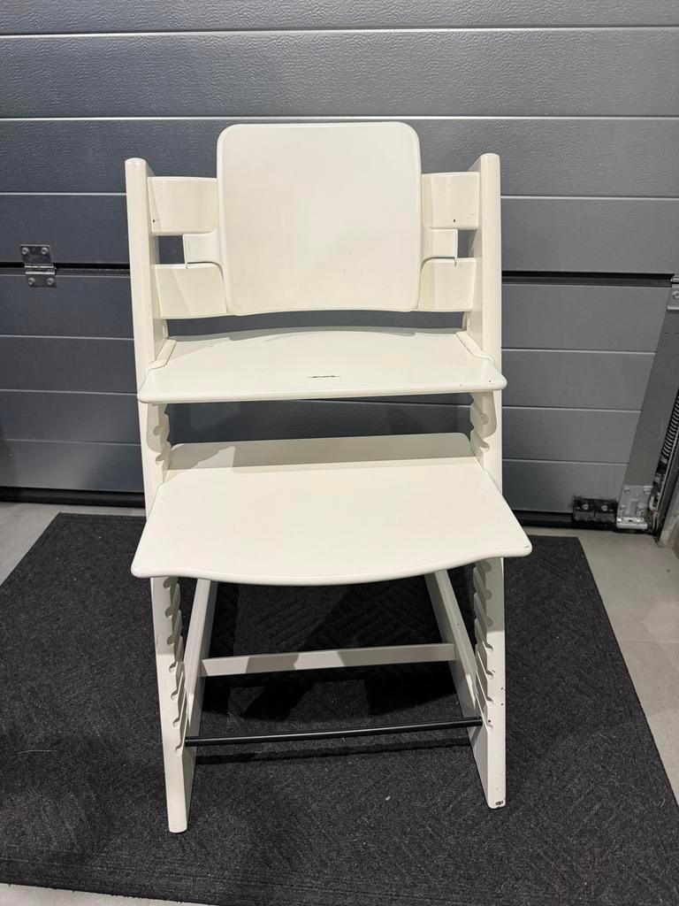 Stokke kinderstoel met accessoires - Gebruikt maar goed!, Kinderen en Baby's, Kinderstoelen, Ophalen of Verzenden, Gebruikt, Meegroeistoel