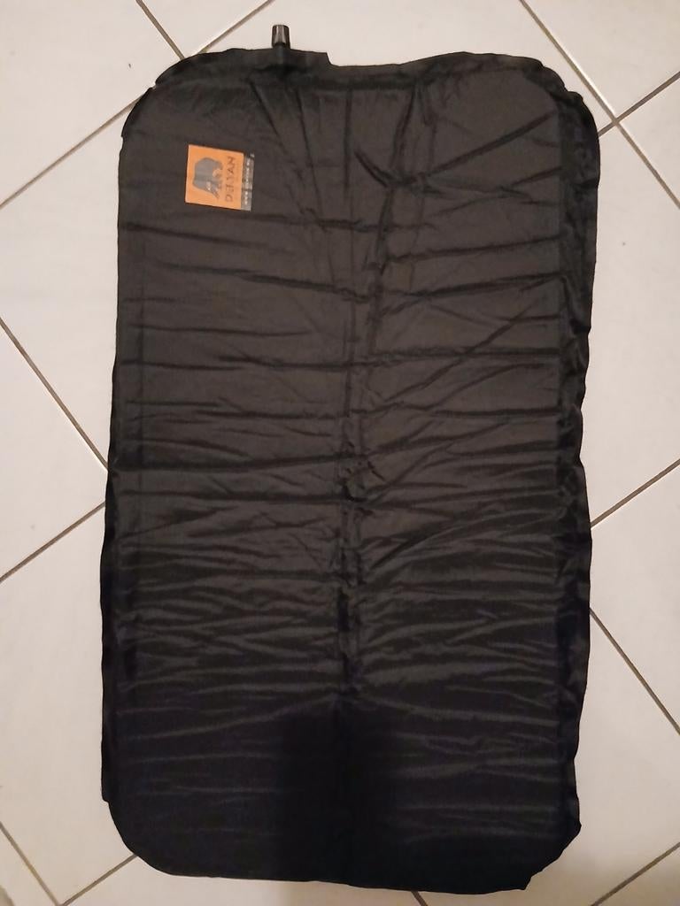 Deryan (selfinflating) aankleedkussen/slaapmatje, Ophalen of Verzenden