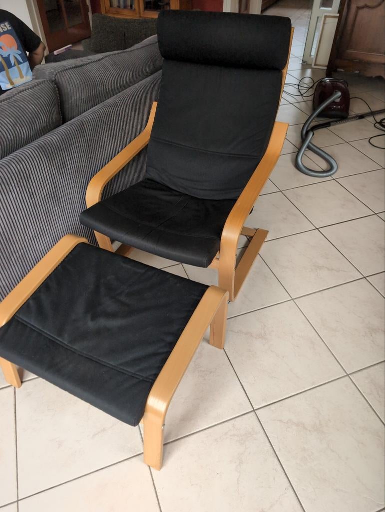 Ikea Poäng stoel met bijpassende kruk - Zwart/Hout, Ophalen, Gebruikt, Modern, Scandinavisch, Zwart