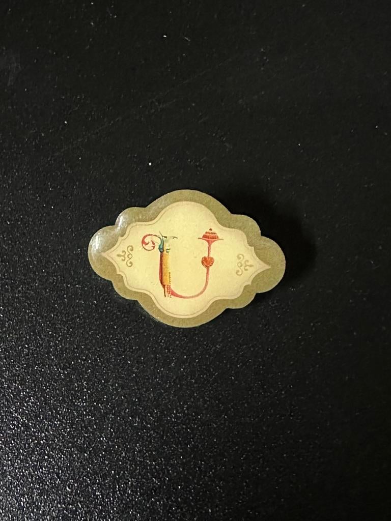 Efteling pin letter u, Ophalen of Verzenden, Zo goed als nieuw, Button of Speldje