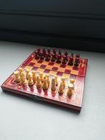 Houten opklapbaar schaakbord /backgammon met houten stukken, Ophalen of Verzenden, Minder dan 500 stukjes, Zo goed als nieuw, Schaken
