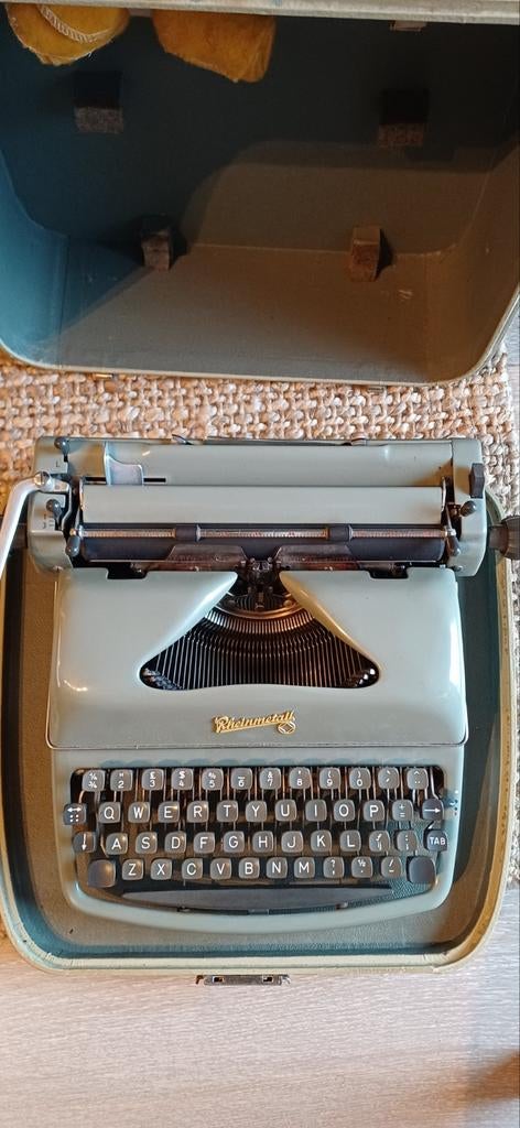 Rheinmetall KsT portable schrijfmachine, Ophalen