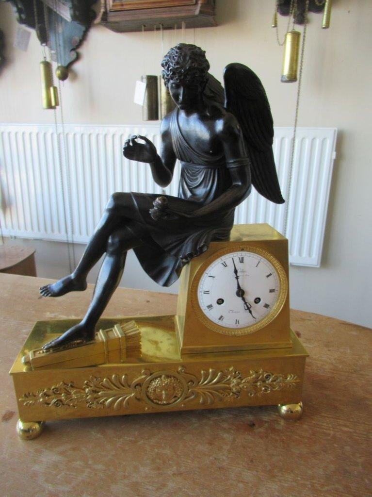 Oer 11473 antieke Empire touwtje pendule met Engel, Antiek en Kunst, Ophalen