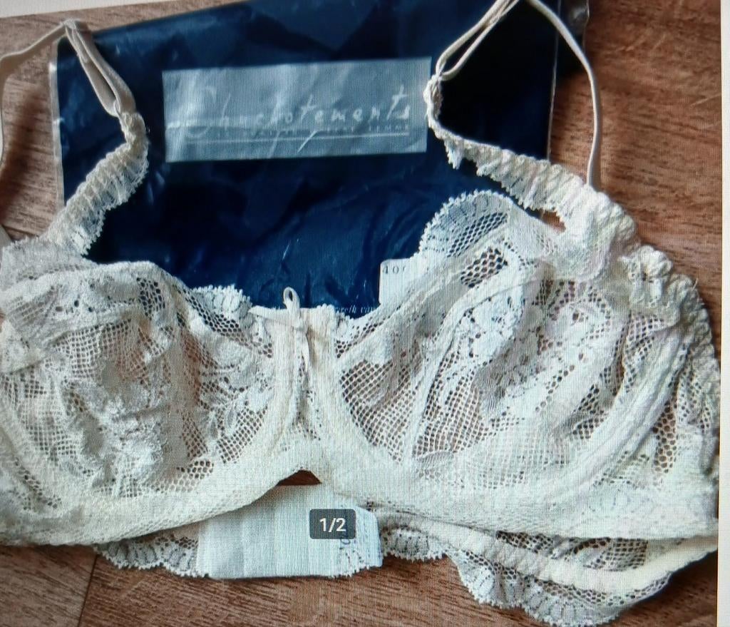 BH  80 B, Kleding | Dames, Ondergoed en Lingerie, Ophalen of Verzenden, Zwart, BH