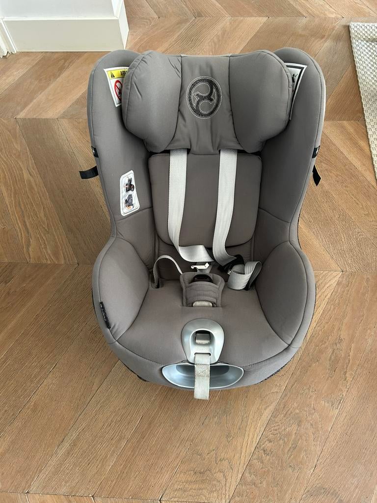 Cybex Sirona Z i-Size Deep Black/Black (Gebraucht) in Horgen für CHF