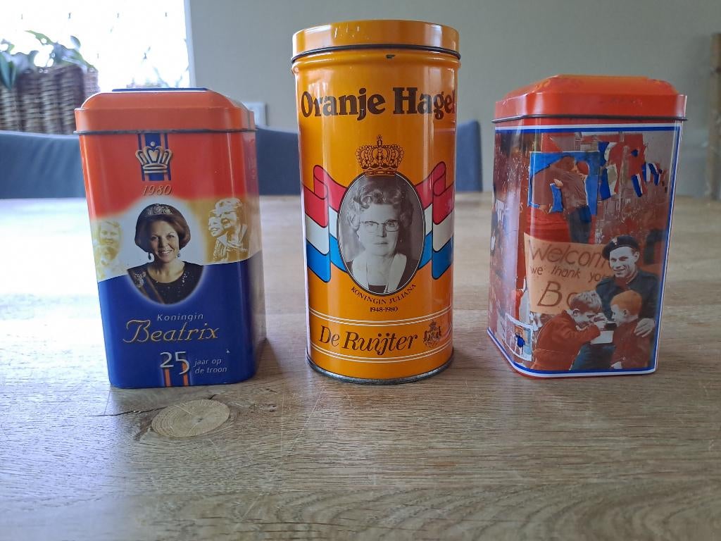 BLIKJES. DE RUIJTER. 3 STUKS. KONINKLIJK HUIS., Verzamelen, Blikken, Ophalen of Verzenden, Gebruikt, Overige, Overige merken