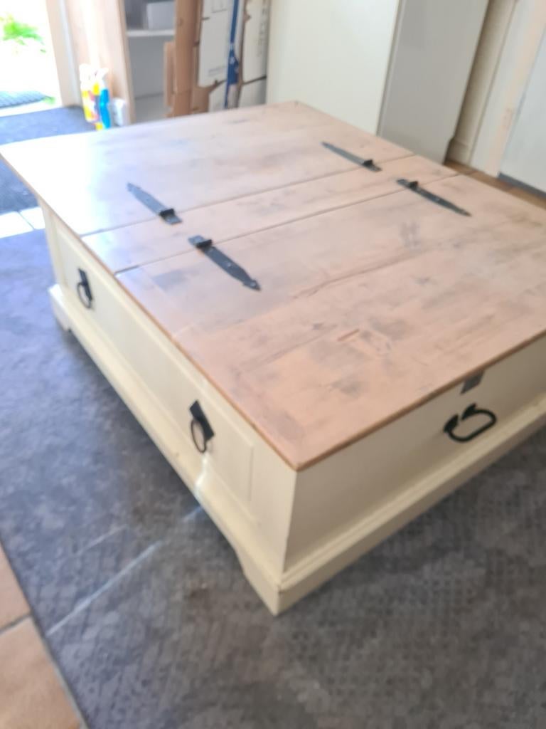 Mooie stevige salon tafel met veel bergruimte, Ophalen, 100 tot 150 cm, 50 tot 100 cm, Minder dan 50 cm
