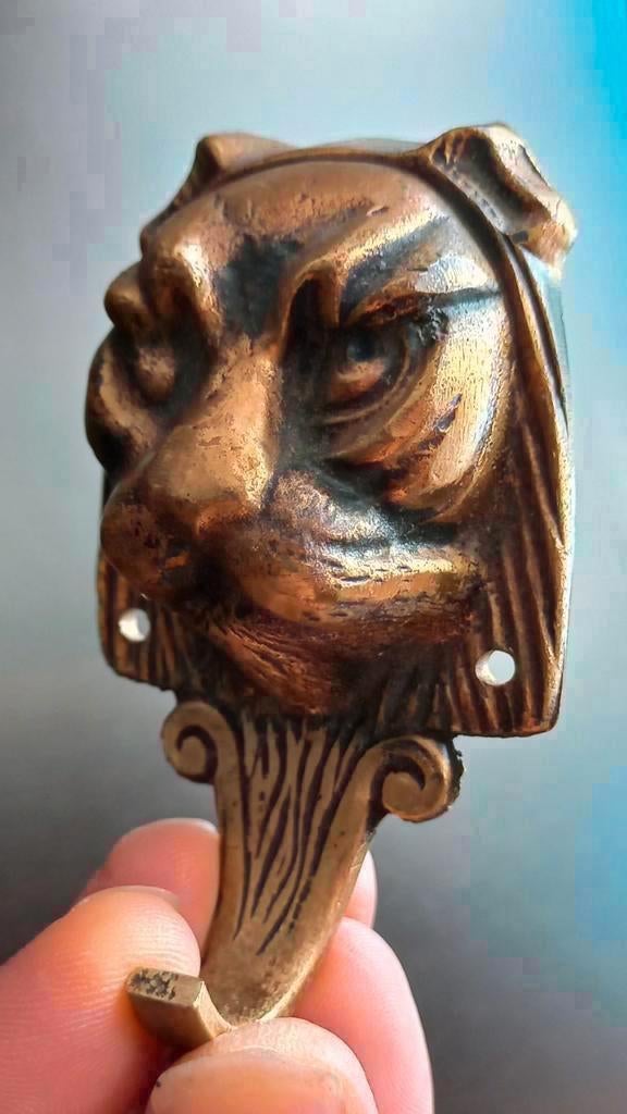 Antiek brons Lion muurhaak, handdoekhaak. nr 2, Antiek en Kunst, Antiek | Koper en Brons, Brons, Ophalen of Verzenden
