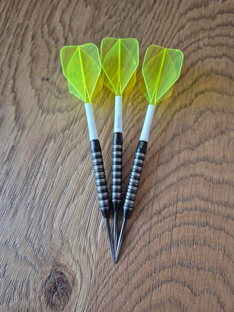 Red Dragon Razor Edge Elite 90% - 26 gram darts, Sport en Fitness, Darts, Ophalen