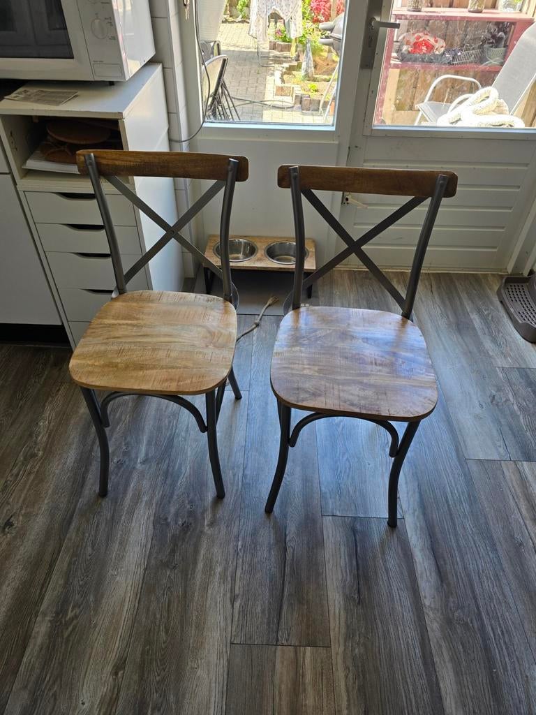 2 mango houten eetkamerstoelen, Twee, Nieuw, Ophalen of Verzenden, Grijs