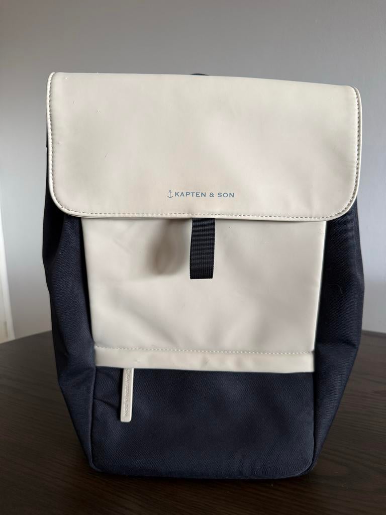 Kapten & Son Fyn Cream Black rugzak met laptopvak, Gebruikt, 25 tot 40 cm, 30 tot 45 cm, Ophalen