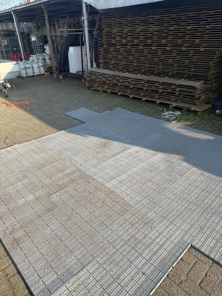 Kunststof vloerdelen per m2 te koop (ruim 80m2), Ophalen, Profloor, Kunststof, Gebruikt