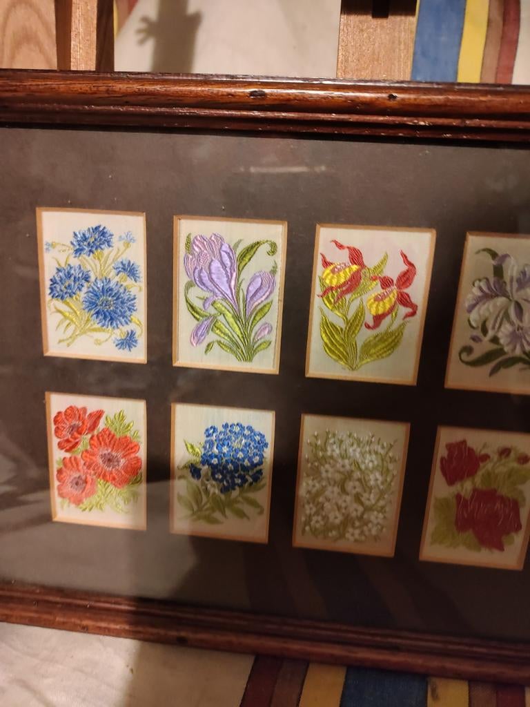 Antiek schilderijtje met bloemetjes in passe partout, Antiek en Kunst, Ophalen of Verzenden