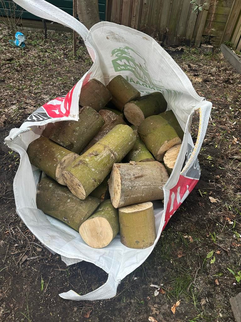 Blokken Esdoornhout - Ideaal voor brandhout, Tuin en Terras, Haardhout, Minder dan 3 m³, Ophalen, Overige houtsoorten, Blokken