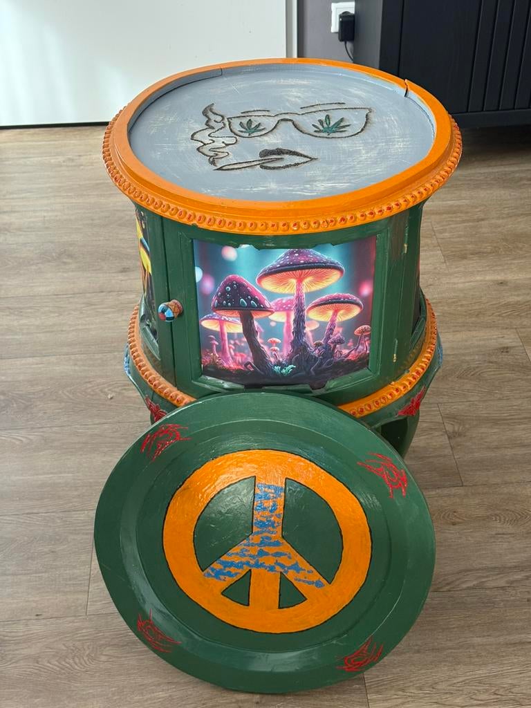 Theekastje of nachtkastje, Ophalen, Zo goed als nieuw, Rond, Minder dan 55 cm